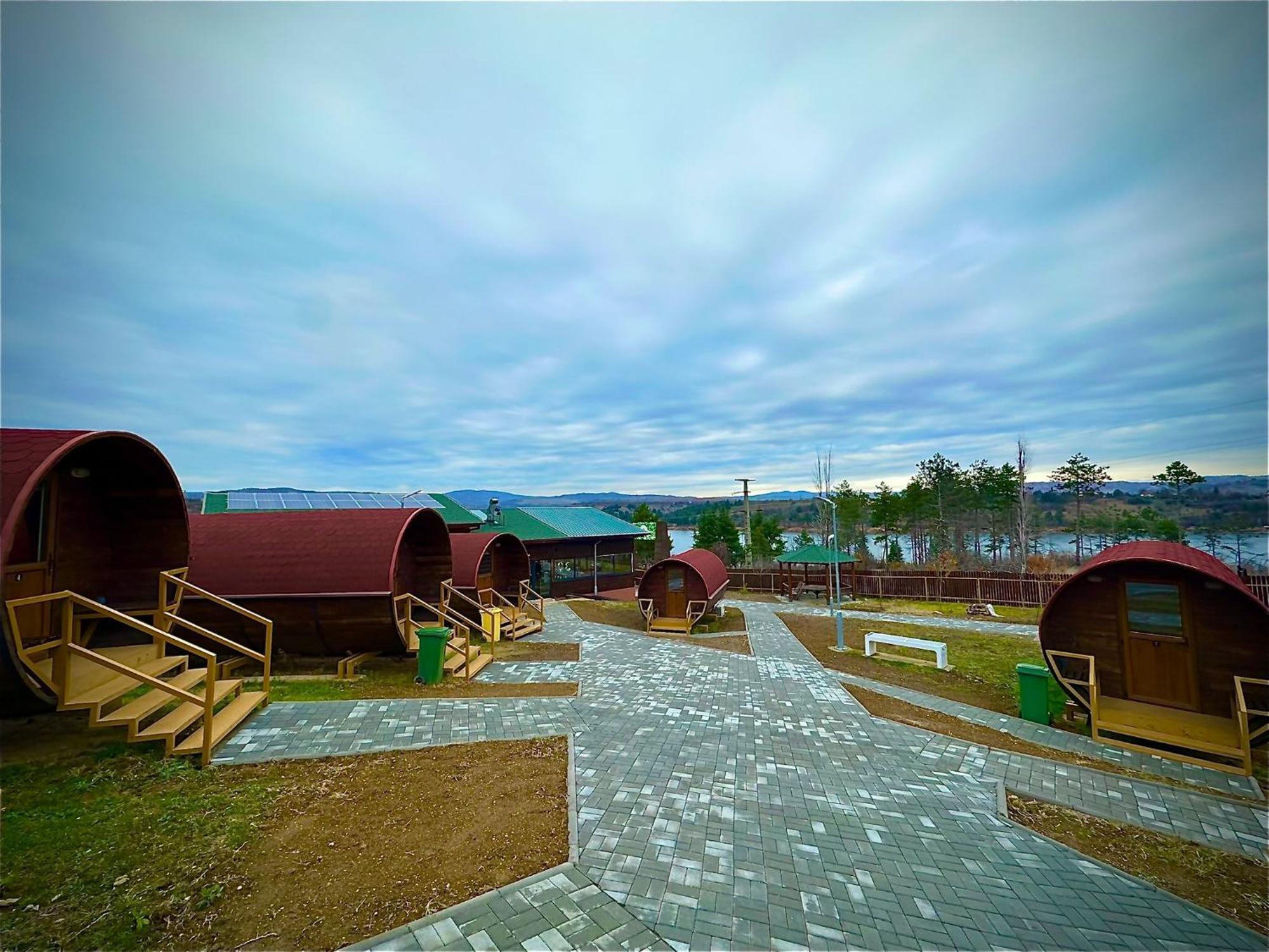 Eco Camp Lake Mladost Velesz Kültér fotó